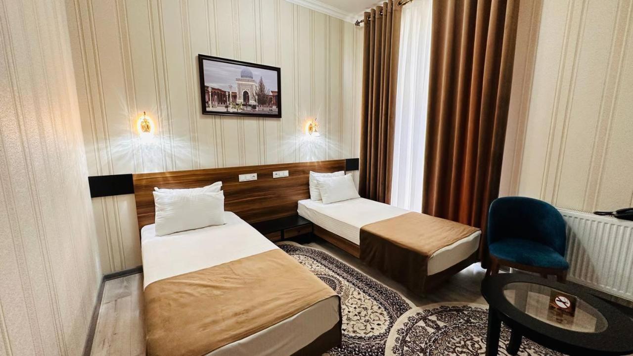 Garden Plaza Bukhara Hotell Exteriör bild